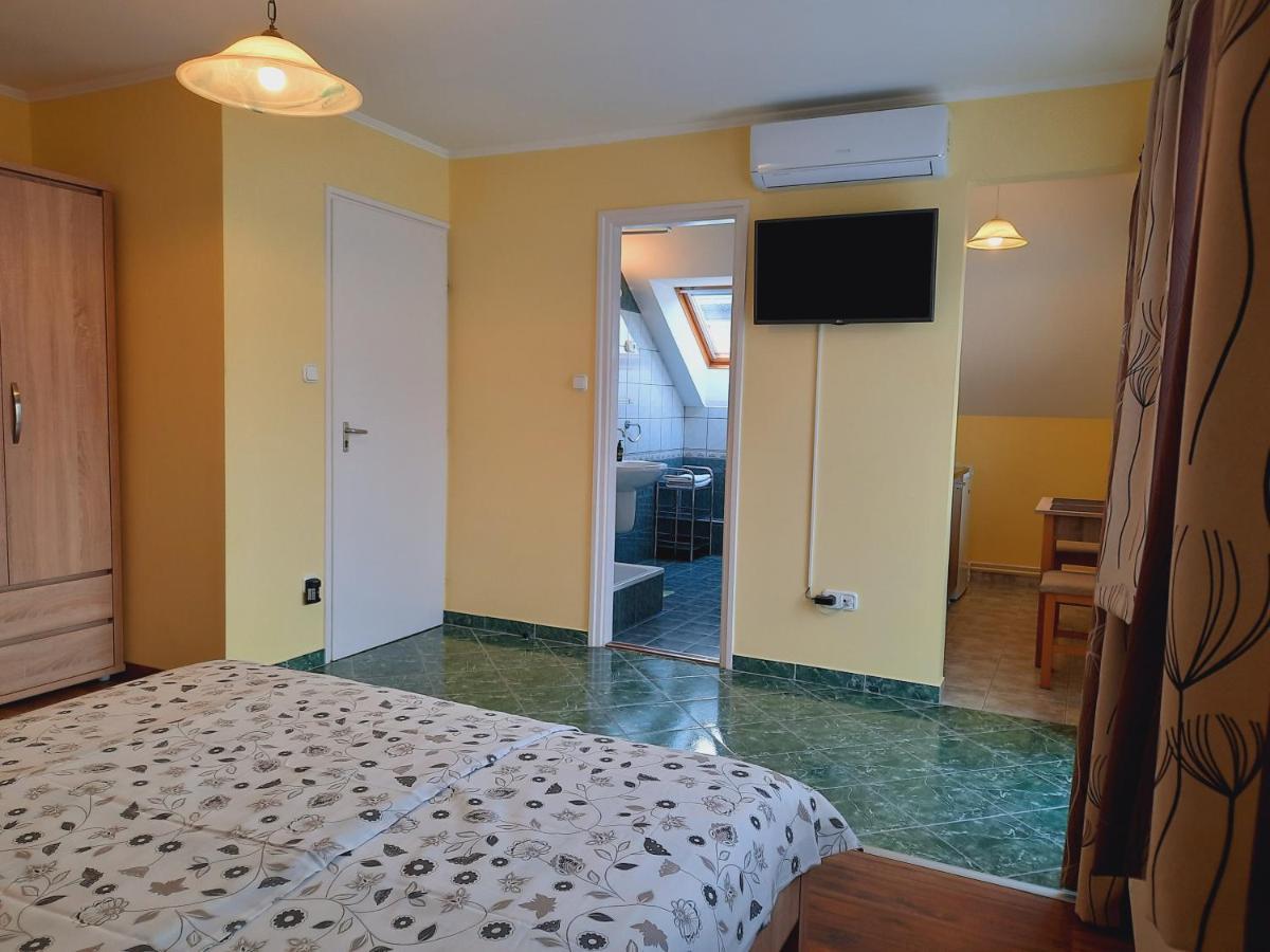 Apartmanház King Heviz Ngoại thất bức ảnh