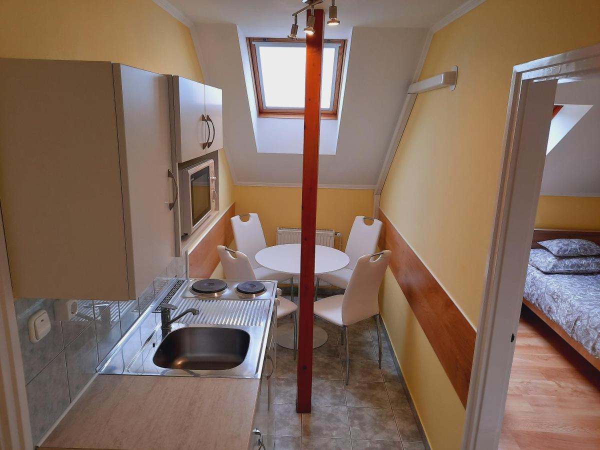 Apartmanház King Heviz Ngoại thất bức ảnh