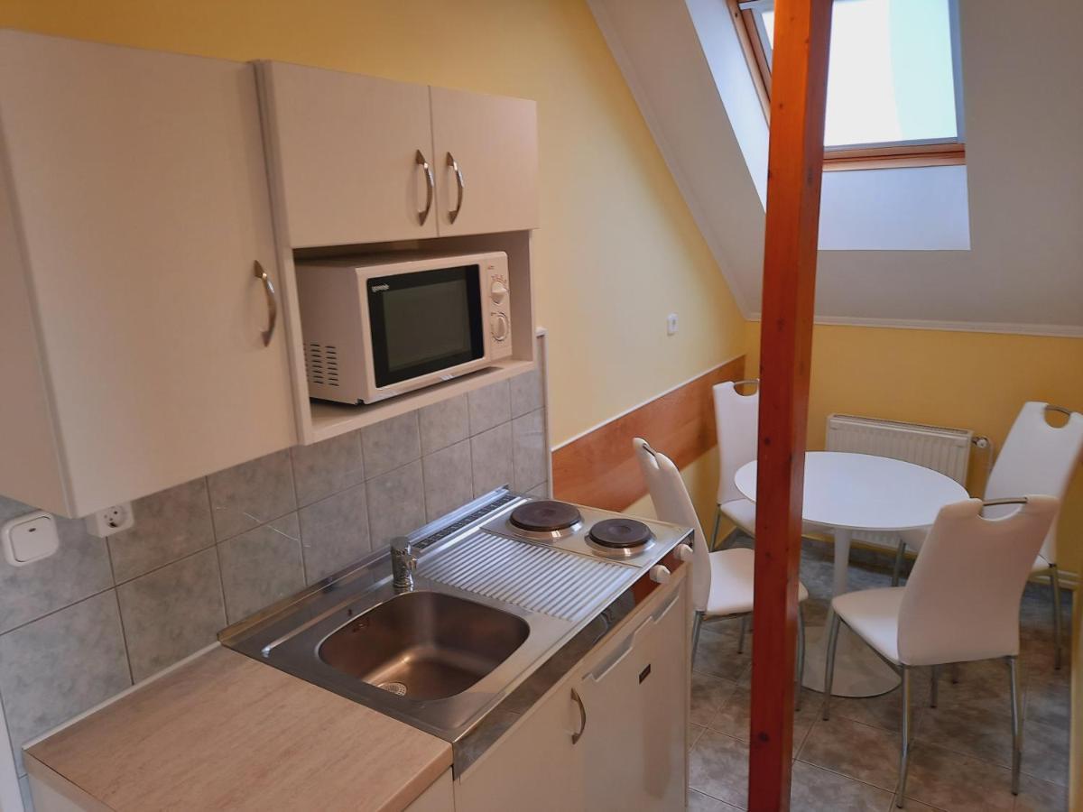 Apartmanház King Heviz Ngoại thất bức ảnh