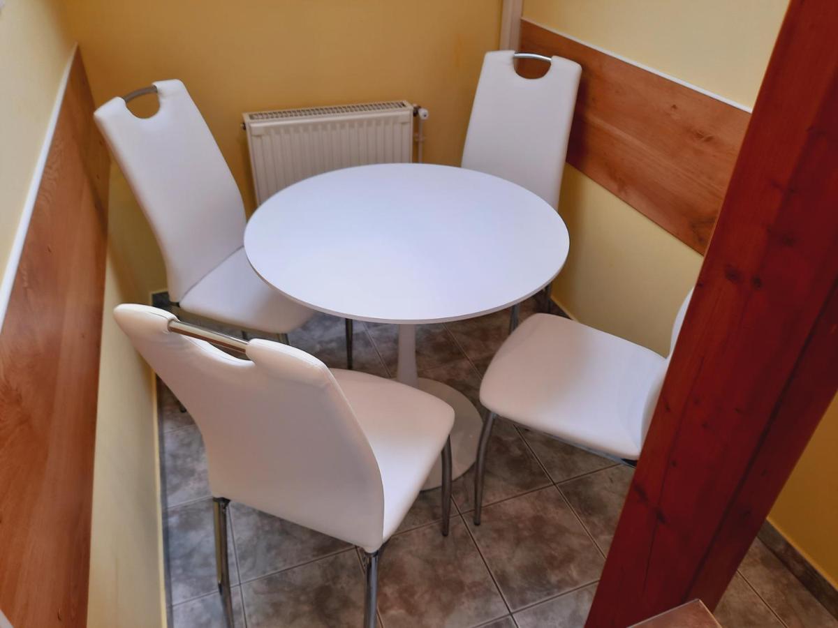 Apartmanház King Heviz Ngoại thất bức ảnh