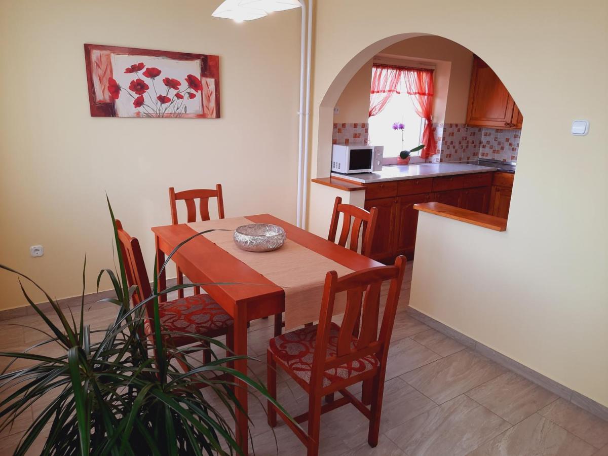 Apartmanház King Heviz Ngoại thất bức ảnh