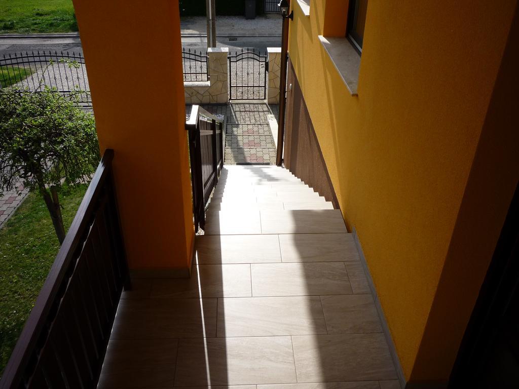 Apartmanház King Heviz Ngoại thất bức ảnh