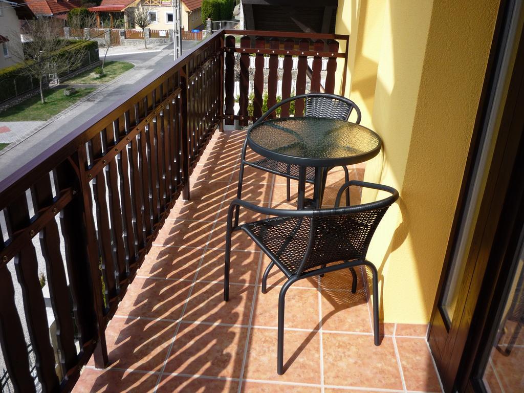 Apartmanház King Heviz Ngoại thất bức ảnh